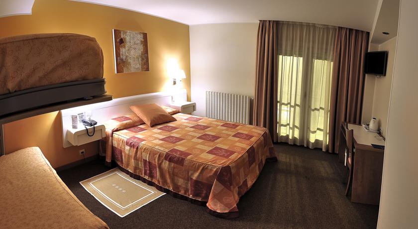 Hotel Kandahar - Photo 3